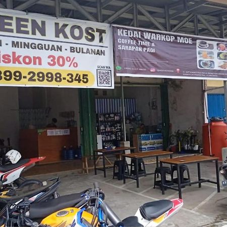 Greenkost Hostel Sintang ภายนอก รูปภาพ